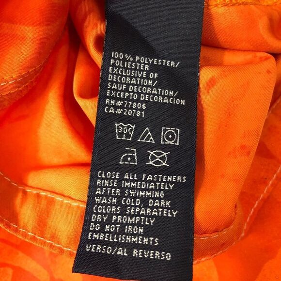 TOMMY Hilfiger MAGIC PRINT Changes in Water Swim Shorts Trunks Floral Size 5 Boy - Picture 7 of 7